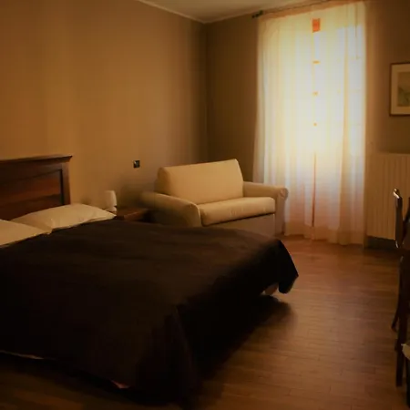 San Lorenzo מלון